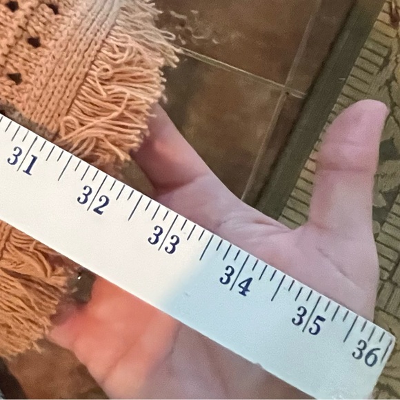 House of Harlow 1960 Two Piece Sleeveless Sweater Set - Picture 12 of 12